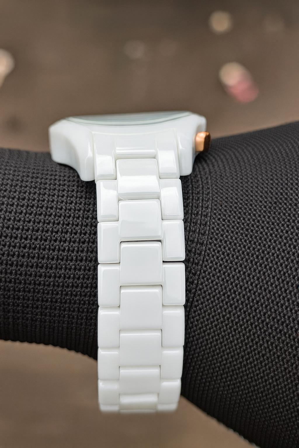 Armani Luxury White Ceramic Chronograph Watch – Rose Gold Accents | Premium Design